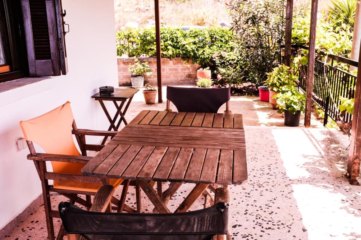 Angel Villa Tseria Luaran gambar
