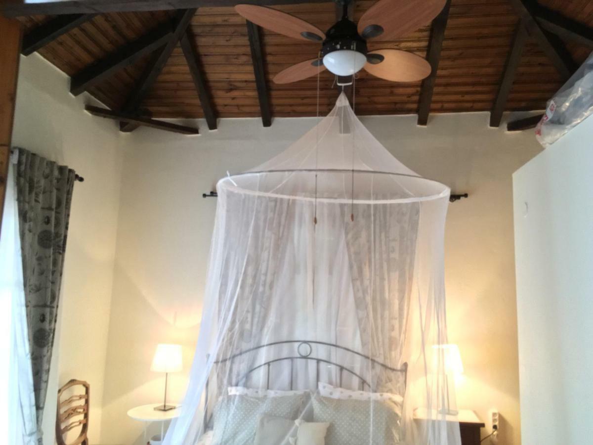 Angel Villa Tseria Luaran gambar