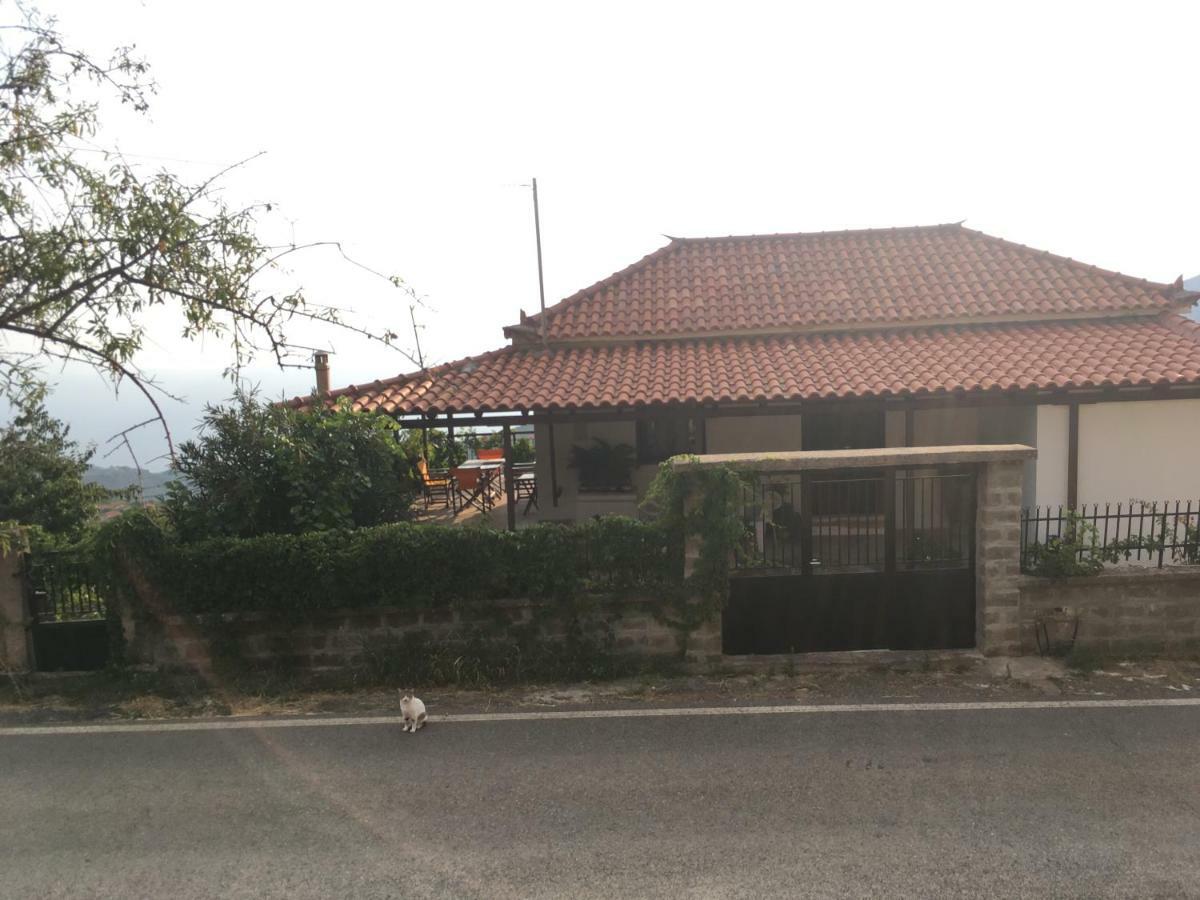 Angel Villa Tseria Luaran gambar
